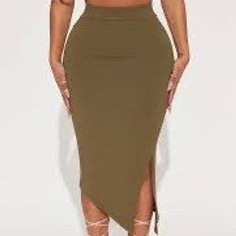 Fashion Nova Wife Me Up Midi Skirt Olive‎ Green Ribbed Asymmetrical Slit Small